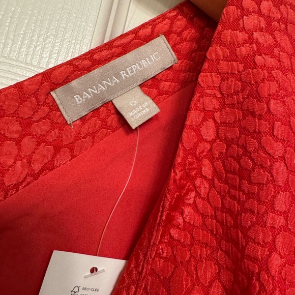 Banana Republic Scarlet Textured Dress - Picture 6 of 7